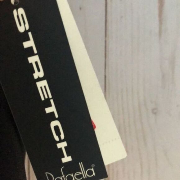 Kenneth Cole long necklace - Picture 6 of 10